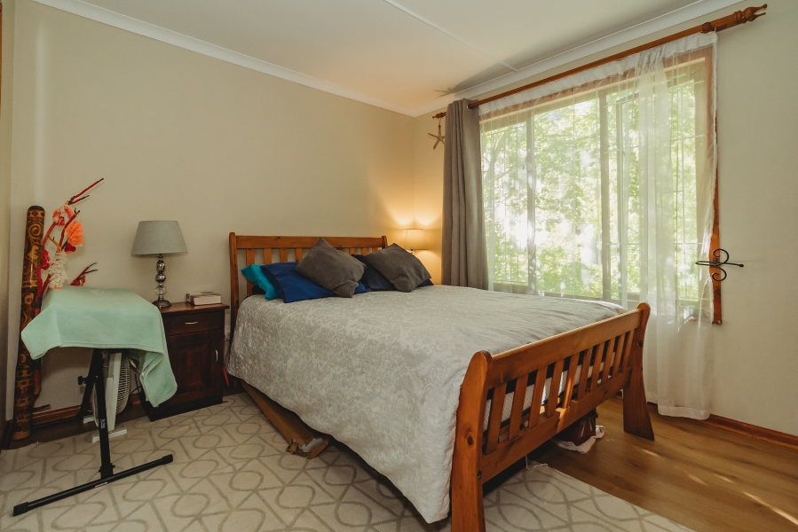 3 Bedroom Property for Sale in Denneoord Western Cape